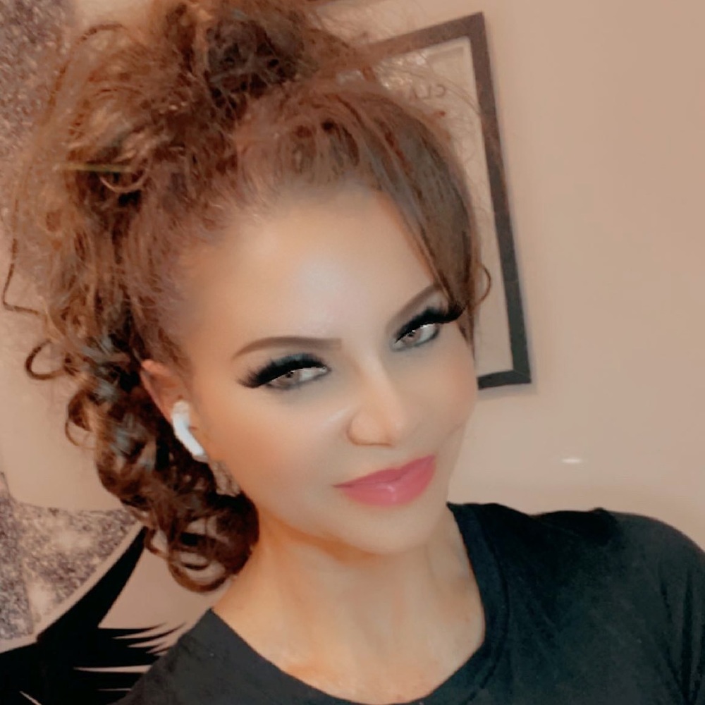 Meet your Posher, Josie